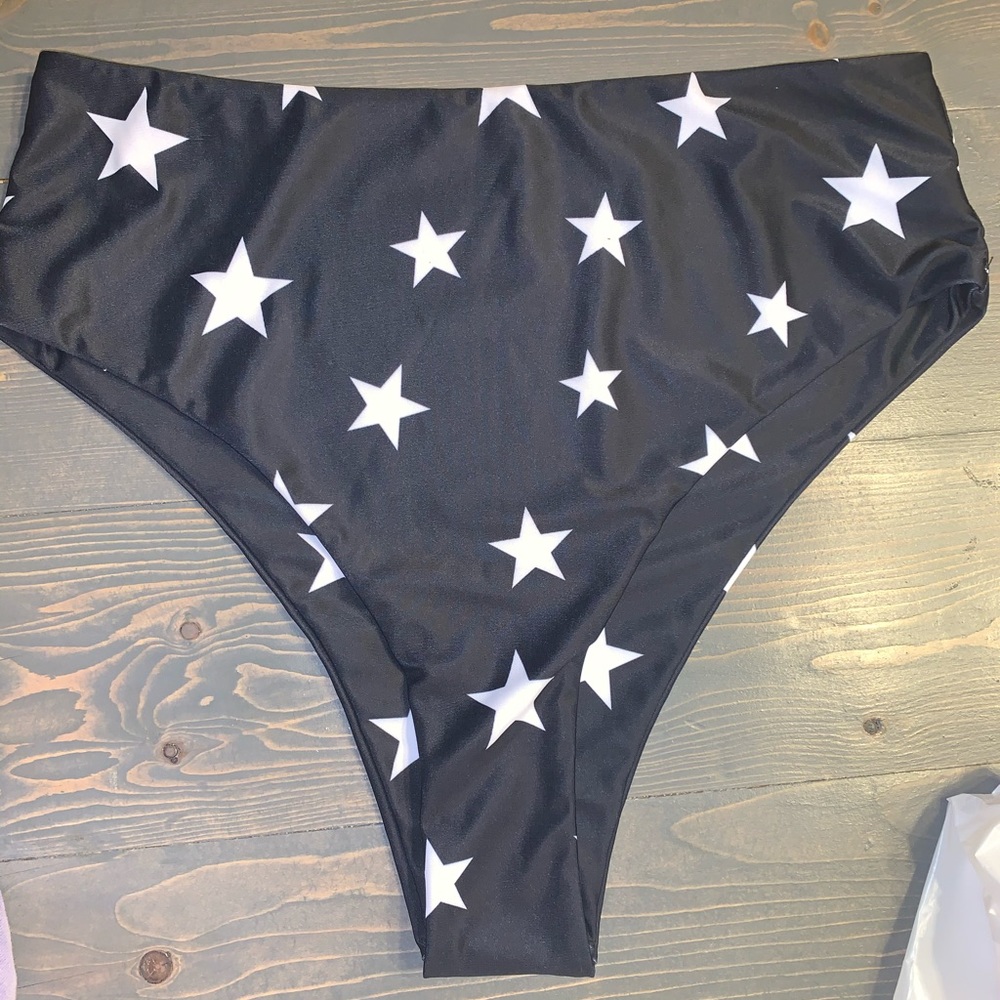 Star Highwaisted swim bottoms